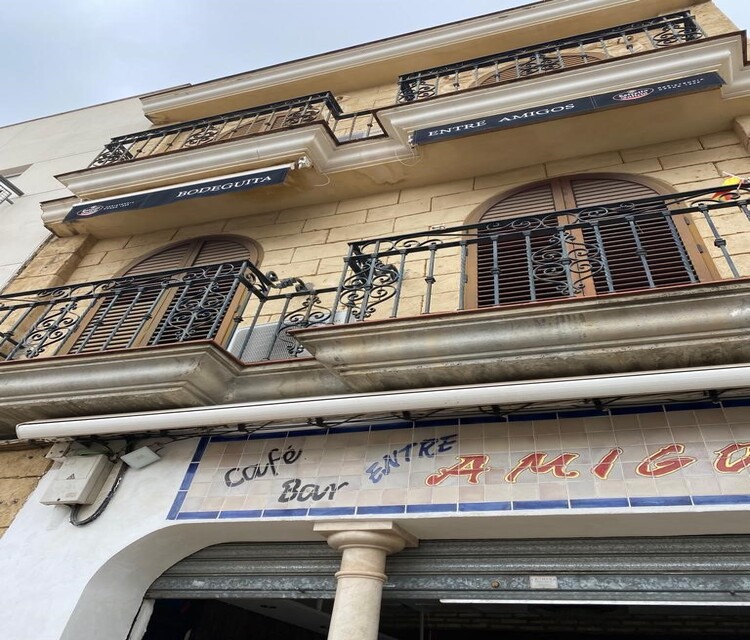 EXTERIOR EDIFICIO.jpg